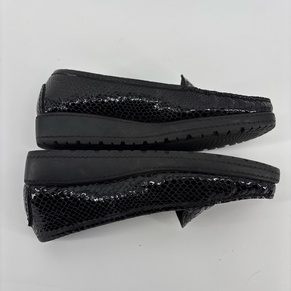 Stuart Weitzman Black Snakeskin Pattern Loafers S… - image 5
